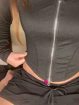 miko o0 online show from October 2025 02:38:01 PM