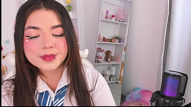 dolce antonellaa online show from February 2026 01:42:01 AM