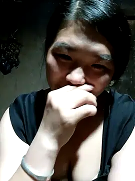 quynhkoolbae online show from October 2025 12:57:02 PM