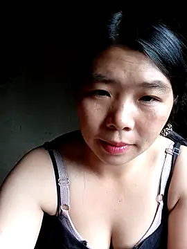 quynhkoolbae online show from October 2025 01:03:02 AM