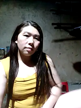 quynhkoolbae online show from November 2025 01:44:01 PM