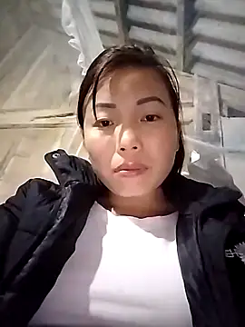 Annaacutee online show from December 2025 01:17:01 PM