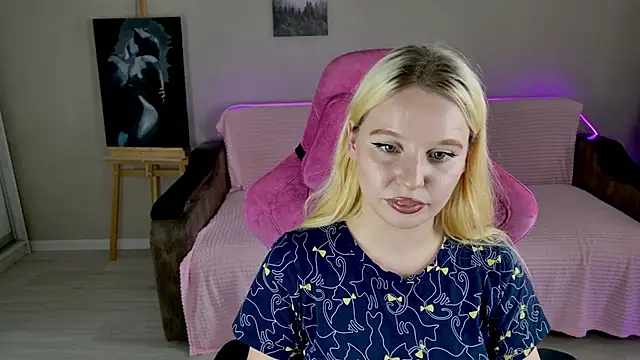 Charming Cutie online show from September 2025 11:23:01 AM
