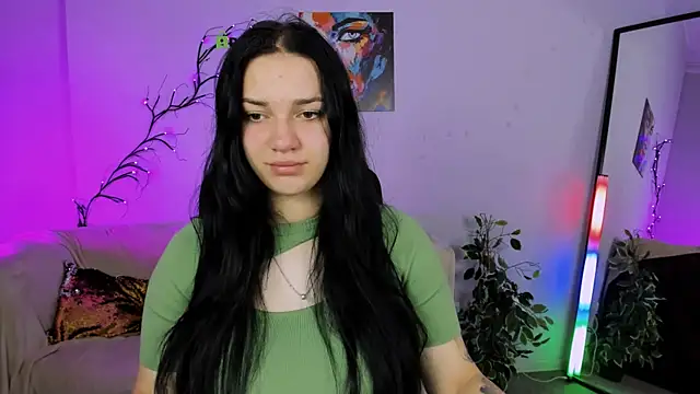 miss ella  online show from October 2025 06:10:02 AM