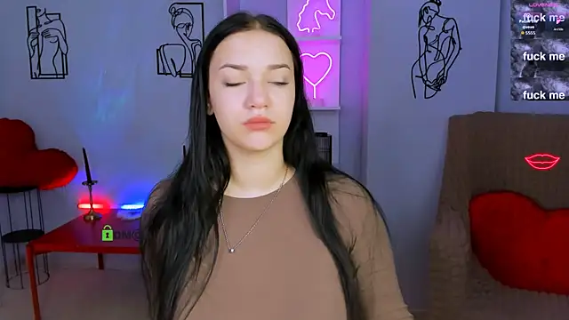 miss ella  online show from October 2025 12:15:02 PM