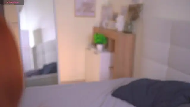 Snapshot of Venelopa chatting on October 2025 03:21:02 PM Venelopa online show from October 2025 03:21:02 PM