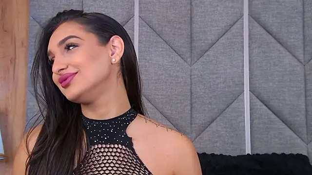 Kimberlymav online show from February 2026 05:00:02 AM