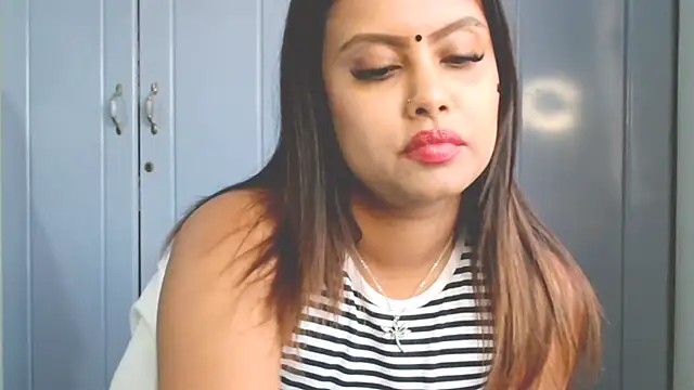 Indian GlowingMiax online show from September 2025 10:42:02 AM