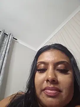 Indian GlowingMiax online show from November 2025 04:50:01 PM