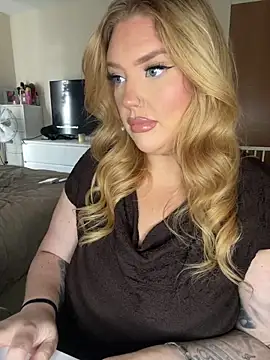 Snapshot of MysteriousMylaX chatting on September 2025 01:58:02 PM MysteriousMylaX online show from September 2025 01:58:02 PM