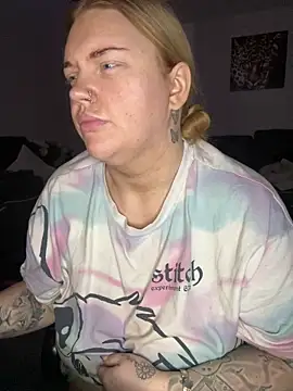 Snapshot of MysteriousMylaX chatting on October 2025 06:13:02 AM MysteriousMylaX online show from October 2025 06:13:02 AM