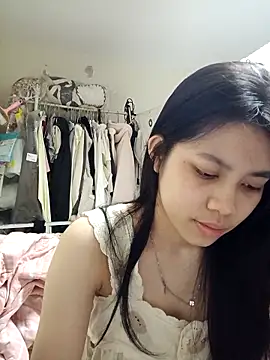 Katanh online show from December 2025 01:40:02 PM