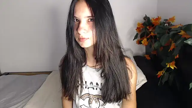   abrill   online show from October 2025 10:10:01 PM