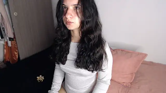   abrill   online show from November 2025 04:26:02 AM