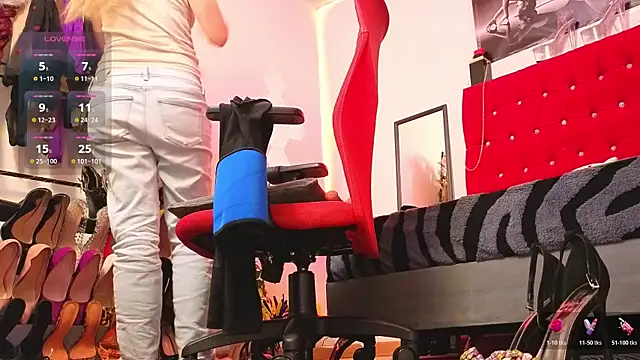 candy conrad online show from February 2026 12:55:01 PM