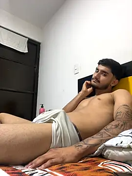 Nas-z09 online show from September 2025 03:28:01 AM