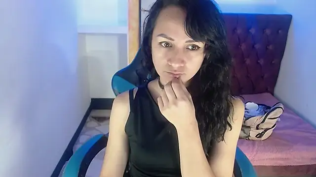 alison moon7 online show from October 2025 11:32:02 AM