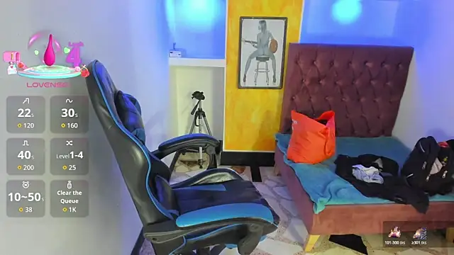 alison moon7 online show from November 2025 06:41:02 PM