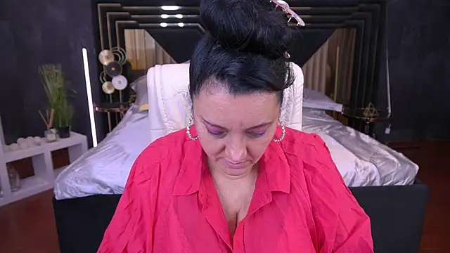 ValeryRosseee online show from October 2025 06:32:02 AM