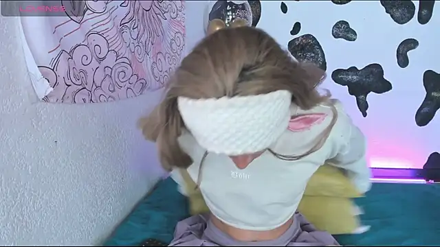 brihanna cooper online show from December 2025 02:01:02 PM