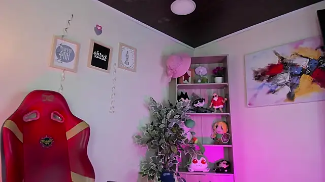 Lana Dreams  online show from September 2025 01:33:02 PM