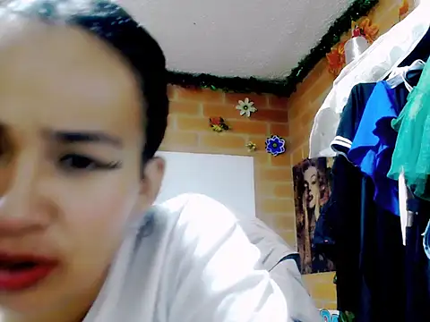 astrid hauser online show from September 2025 12:22:02 AM