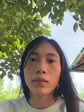 EmLy02 online show from July 2026 01:41:02 AM