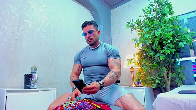 dennis cox1 online show from September 2025 05:44:01 AM