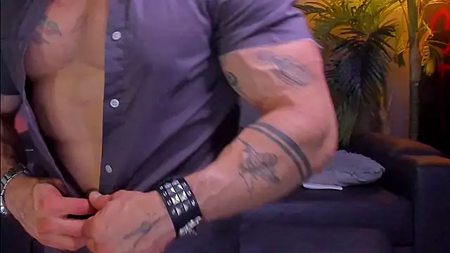 dennis cox1 online show from November 2025 06:12:02 AM