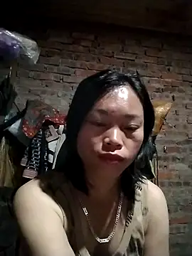   Ngoc20   online show from October 2025 05:14:01 PM