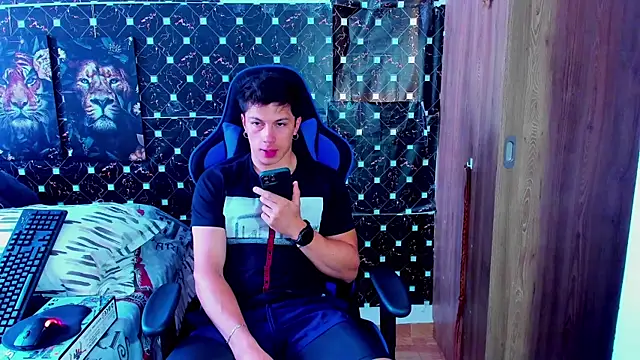 javiersexymann online show from January 2026 05:15:01 PM