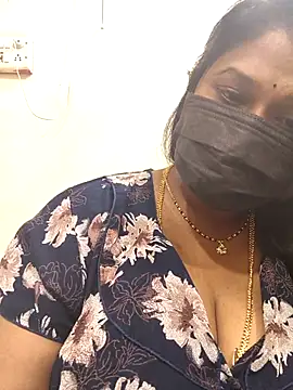 Snapshot of chaitara-reddy chatting on April 2026 03:25:02 PM chaitara-reddy online show from April 2026 03:25:02 PM