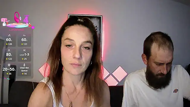 XBellaXundXUweX online show from September 2025 07:57:02 PM