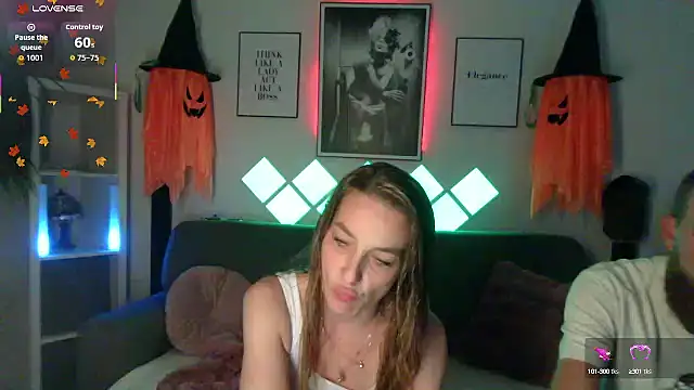 XBellaXundXUweX online show from October 2025 07:03:02 PM