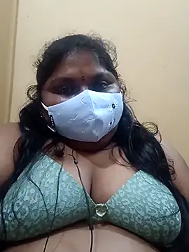 Snapshot of chandana_telugu chatting on October 2025 12:22:02 PM chandana telugu online show from October 2025 12:22:02 PM