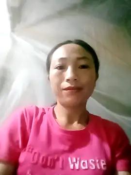 Snapshot of lucybaby00 chatting on September 2025 09:05:01 PM lucybaby00 online show from September 2025 09:05:01 PM