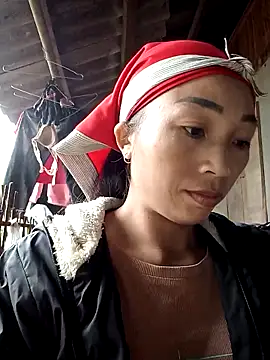 lucybaby00 online show from November 2025 04:13:01 AM