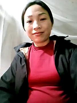 lucybaby00 online show from February 2026 02:44:02 PM