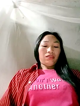 lucybaby00 online show from March 2026 11:00:01 PM