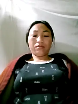 lucybaby00 online show from April 2026 08:50:01 PM