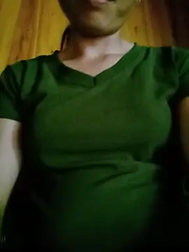 Snapshot of lucybaby00 chatting on June 2026 05:21:02 AM lucybaby00 online show from June 2026 05:21:02 AM