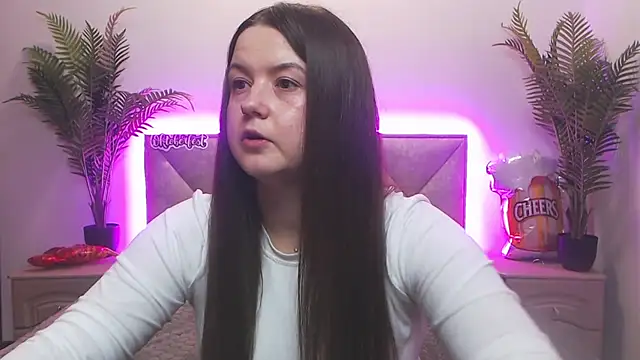 Snapshot of MavkaCute chatting on October 2025 06:06:01 PM MavkaCute online show from October 2025 06:06:01 PM