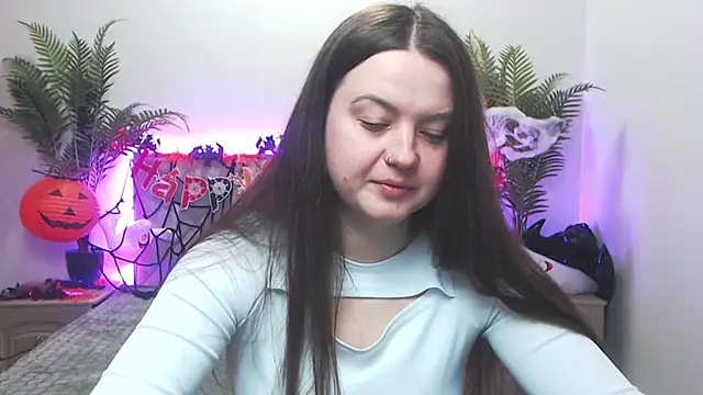 Snapshot of MavkaCute chatting on October 2025 07:15:02 PM MavkaCute online show from October 2025 07:15:02 PM