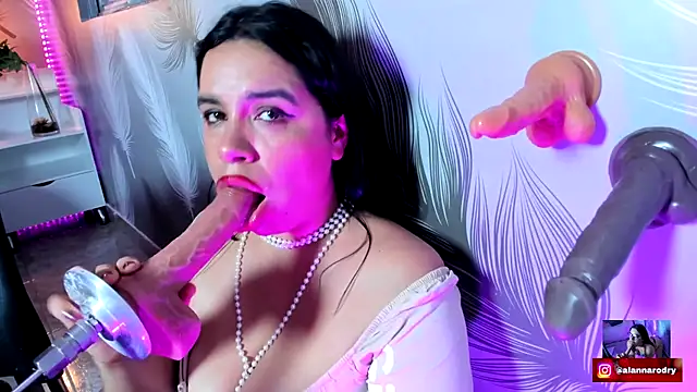 Snapshot of Alanna-sloppy chatting on October 2025 02:29:01 PM Alanna-sloppy online show from October 2025 02:29:01 PM