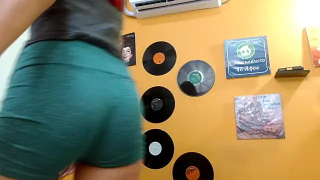 skinnyverus18 online show from November 2025 07:03:01 PM