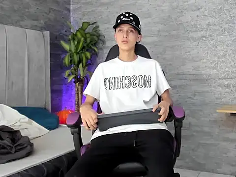 ArthurCox online show from November 2025 05:34:01 PM