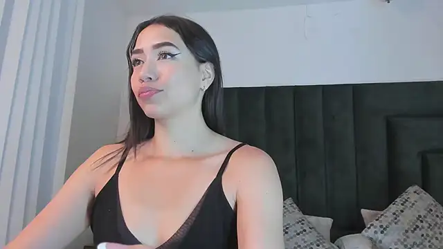 SaraWagner  online show from December 2025 01:56:02 AM