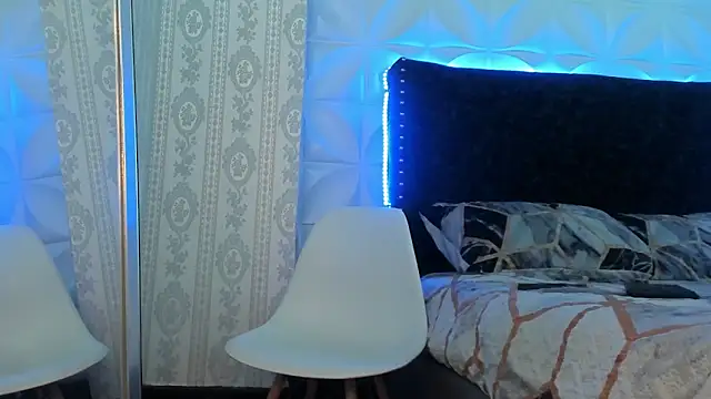 SeltinSweet online show from September 2025 08:08:01 PM