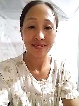 cute love00 online show from October 2025 10:38:01 AM