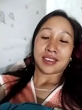 cute love00 online show from February 2026 10:39:01 PM